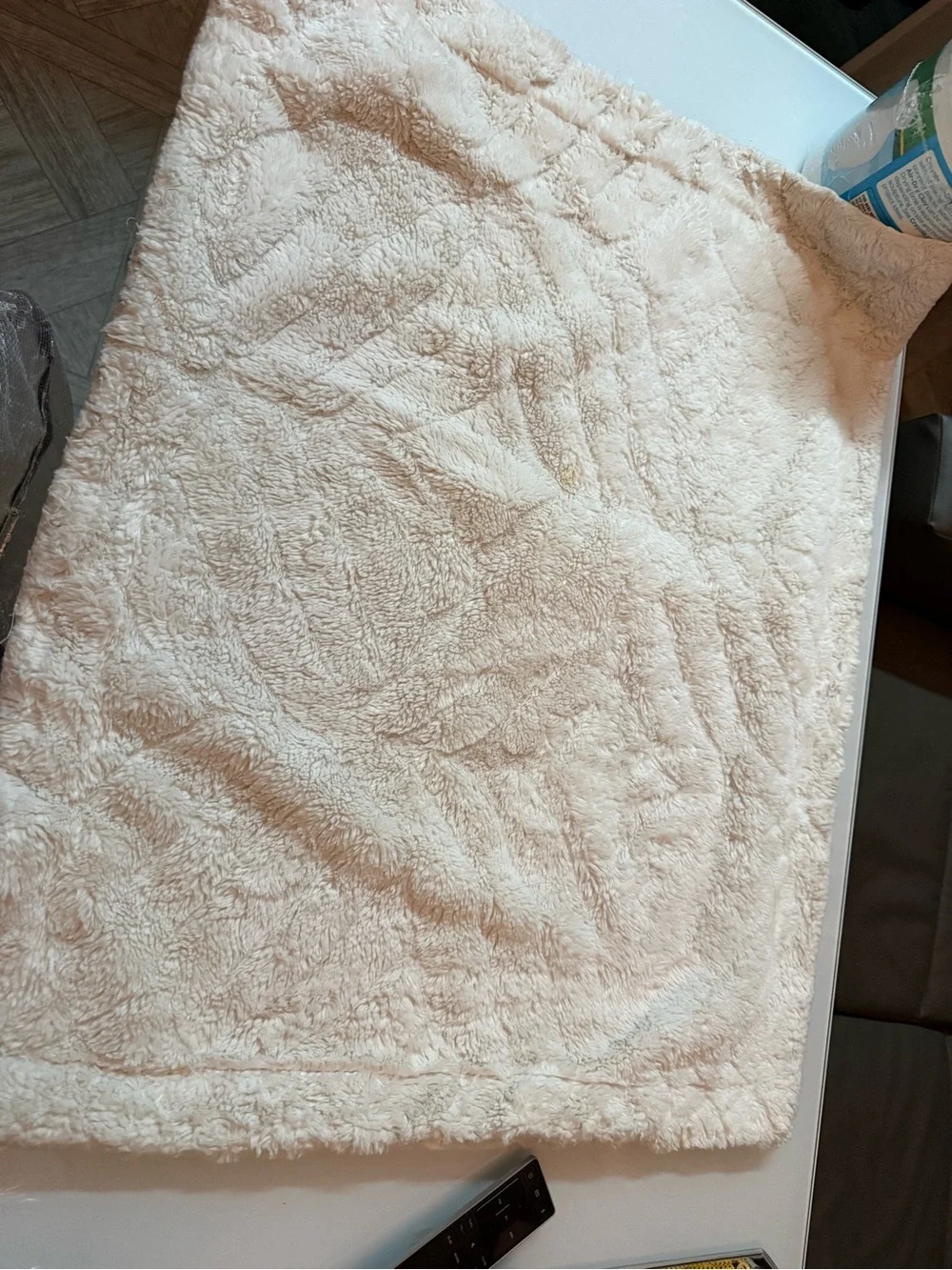 Plush Faux Fur Queen Comforter - Cream